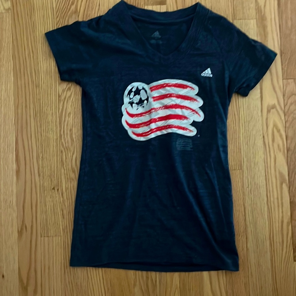 New England revolution t shirt